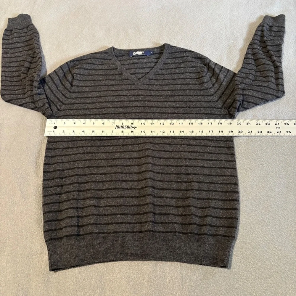 J. Crew Sweater Mens S Gray Striped 100% Merino Wool V-Neck 31474 Y2K